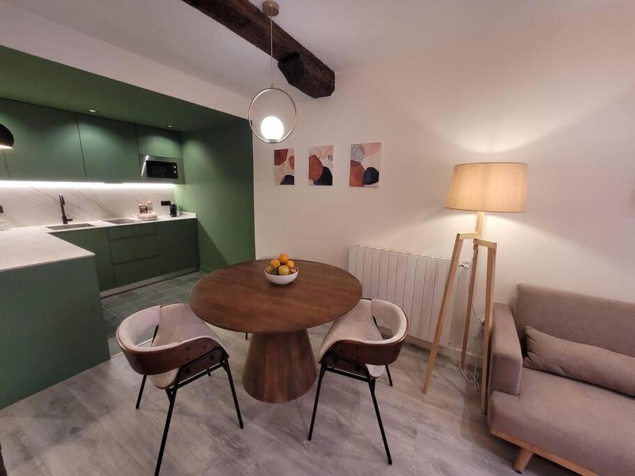 Piso Boutique A Un Minuto Del Casco Viejo Apartment Bilbao Exterior photo